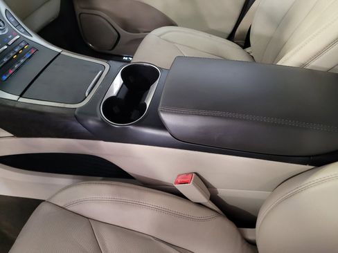 Used 2017 Lincoln MKX Reserve FWD image 26