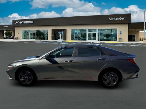 New 2026 Hyundai Elantra SEL Sport Premium w/ Cargo Package FWD image 3
