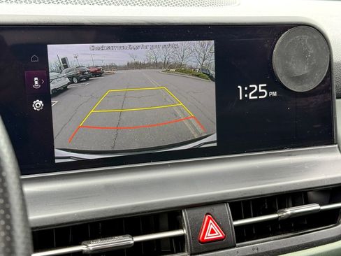 Used 2024 Kia Seltos SX w/ SX Sunroof Package image 23