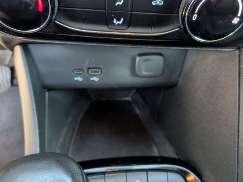 Used 2024 Buick Encore GX Sport Touring image 26