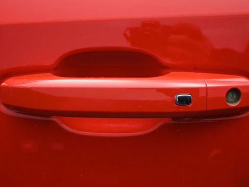 Used 2024 GMC Sierra 1500 SLE w/ Preferred Package image 17