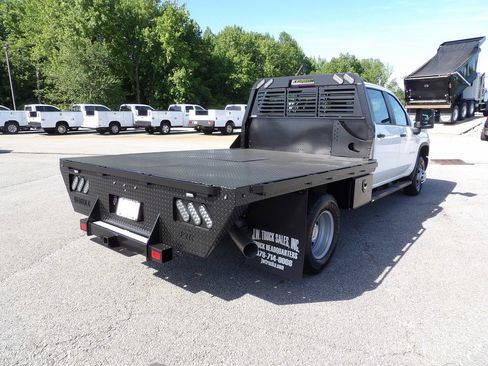 Used 2024 Chevrolet Silverado 3500 W/T w/ Snow Plow Prep Package AWD/4WD image 7