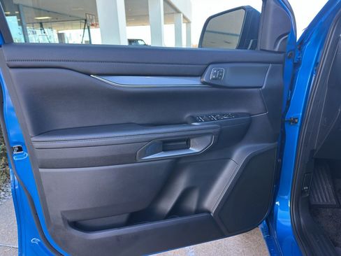 New 2025 Ford Ranger Lariat w/ Black Appearance Package image 11