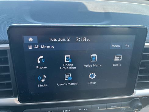 Used 2025 Hyundai Venue SEL FWD image 20