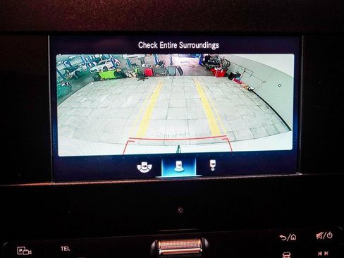 Used 2024 Mercedes-Benz Sprinter 2500 image 24