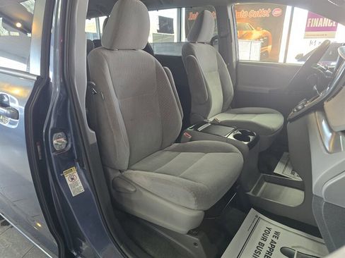 Used 2017 Toyota Sienna LE image 14