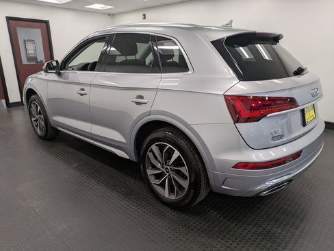 Used 2022 Audi Q5 2.0T Premium Plus w/ Premium Plus Package AWD/4WD image 6