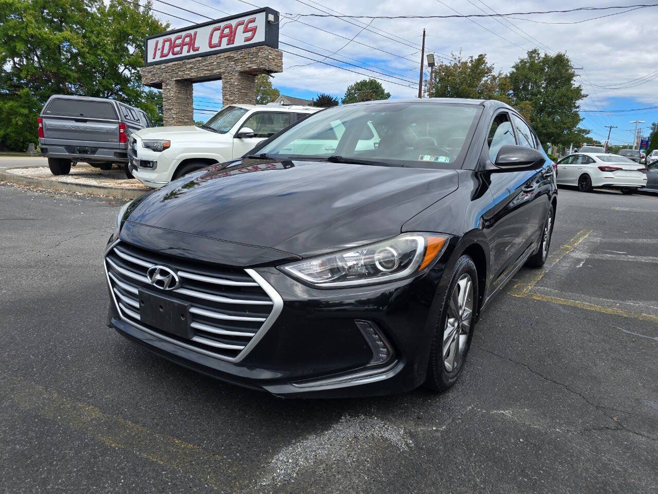 Used 2017 Hyundai Elantra Value Edition w/ Cargo Package FWD image 7
