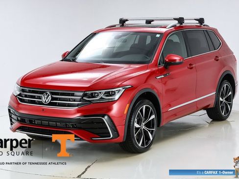 Used 2024 Volkswagen Tiguan SEL R-Line image 41