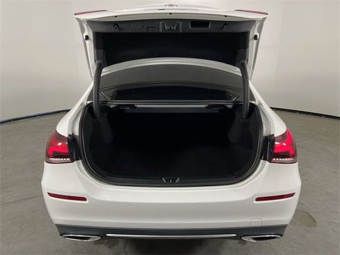 Used 2022 Mercedes-Benz A 220 image 27