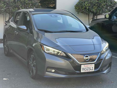 Used 2022 Nissan Leaf SV Plus w/ Protection Package FWD image 41