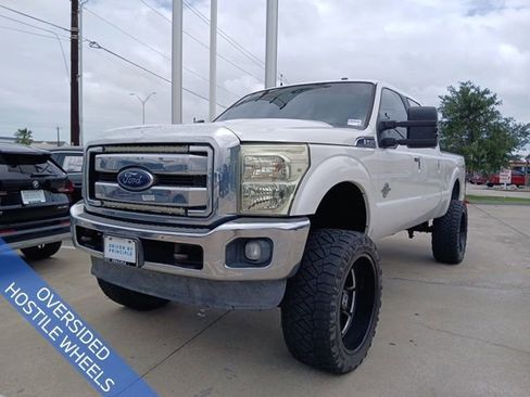 Used 2016 Ford F250 Lariat w/ Lariat Ultimate Package AWD/4WD image 3