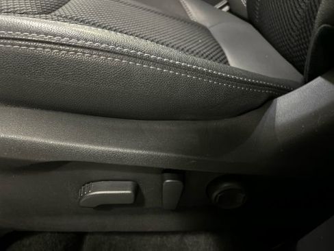 Used 2024 Subaru Forester Premium AWD/4WD image 11
