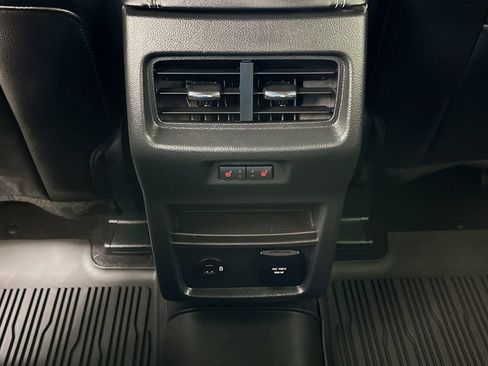 Used 2022 Ford Edge ST w/ Equipment Group 401A AWD/4WD image 27