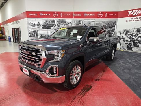 Used 2022 GMC Sierra 1500 SLT image 9