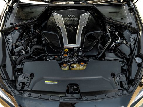 Used 2016 INFINITI Q50 3.0t Premium w/ Driver Assistance Package image 50