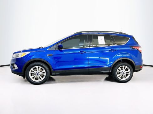 Used 2018 Ford Escape SE image 4