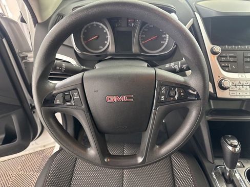Used 2017 GMC Terrain SLE image 27