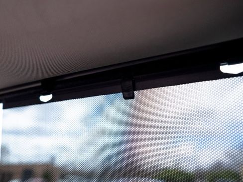 Used 2024 Chrysler Pacifica Touring-L image 39