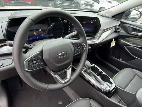 New 2026 Chevrolet Trax ACTIV FWD image 18