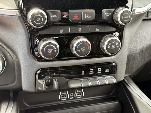 New 2025 RAM 1500 Big Horn image 19