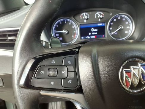 Used 2023 Buick Enclave Essence AWD/4WD image 17
