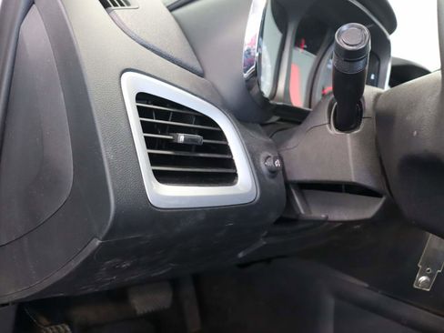 Used 2016 GMC Terrain SLE FWD image 13