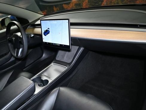 Used 2021 Tesla Model 3 Standard Range Plus RWD image 56