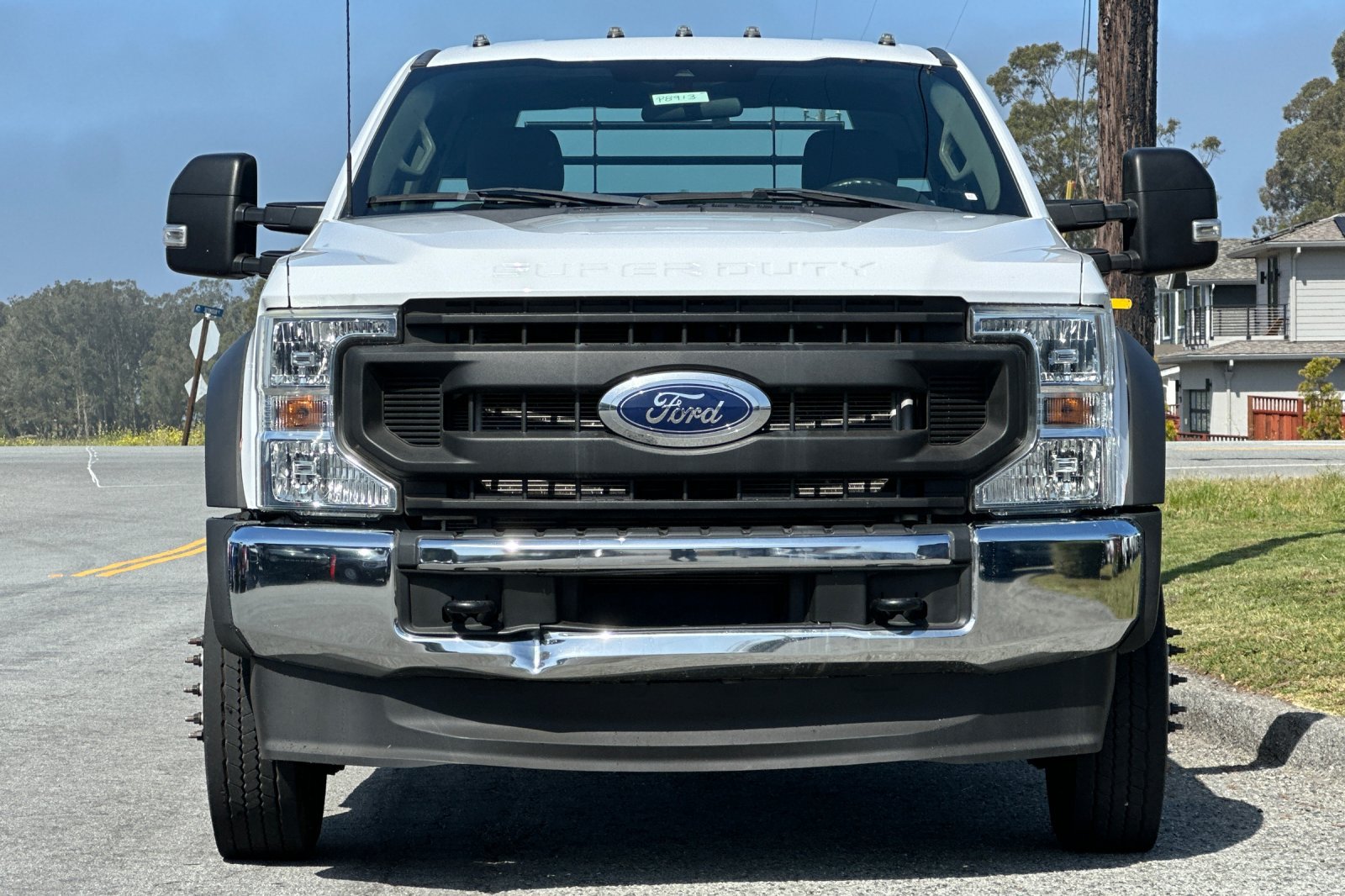 Used 2022 Ford F550 2WD Regular Cab Super Duty image 8