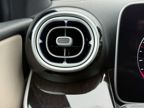 New 2026 Mercedes-Benz GLC 300 GLC 300 image 30