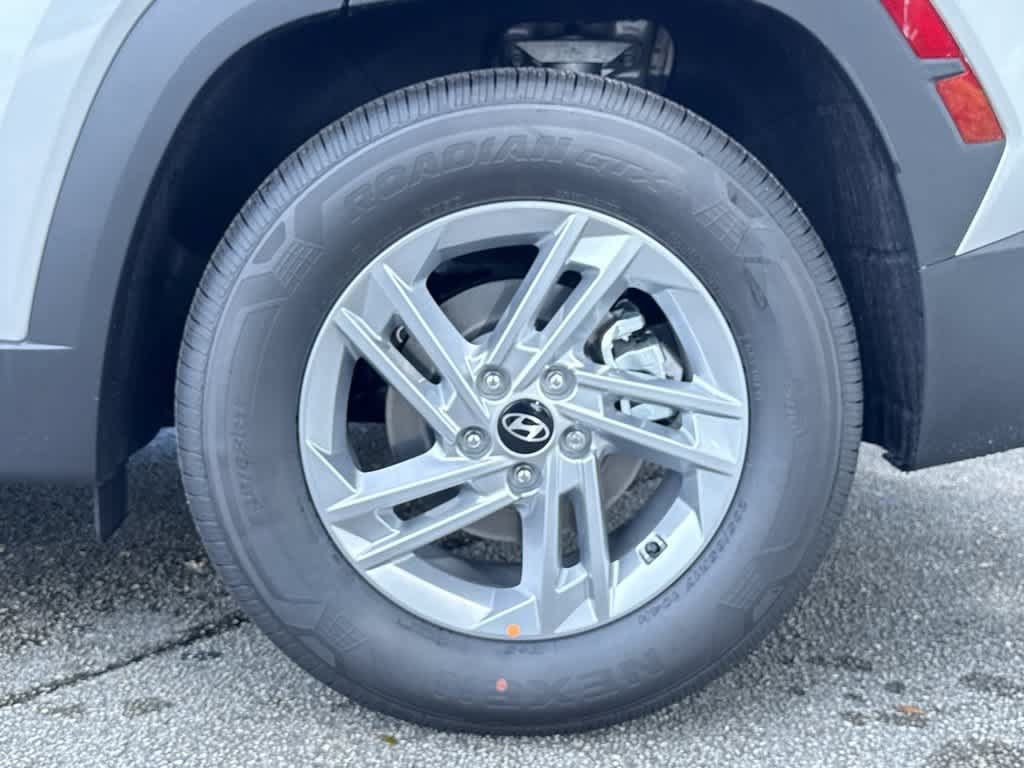 New 2026 Hyundai Tucson SE FWD image 11