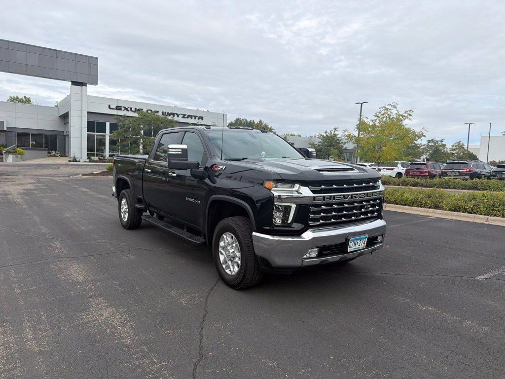 Used 2021 Chevrolet Silverado 2500 LTZ w/ Z71 Off-Road Package AWD/4WD image 8