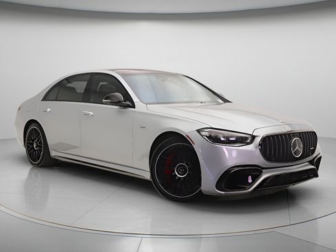 Used 2025 Mercedes-Benz S 63 AMG S image 32
