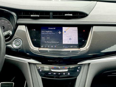 Used 2024 Cadillac XT6 Sport AWD/4WD image 13