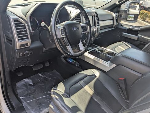 Used 2019 Ford F450 Platinum w/ Platinum Ultimate Package AWD/4WD image 17