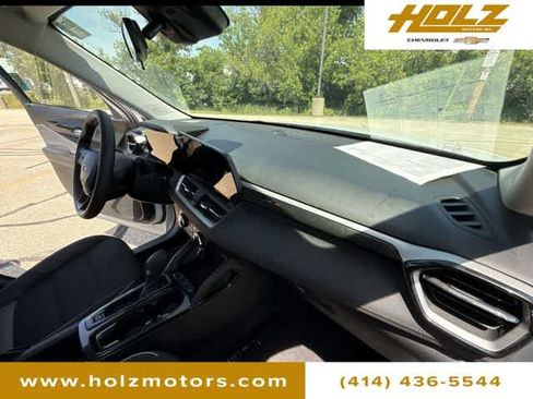 Certified 2025 Chevrolet TrailBlazer LS w/ LS Convenience Package FWD image 27