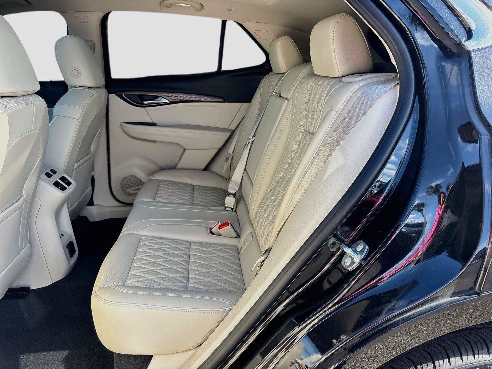 Used 2023 Buick Envision Avenir AWD/4WD image 26