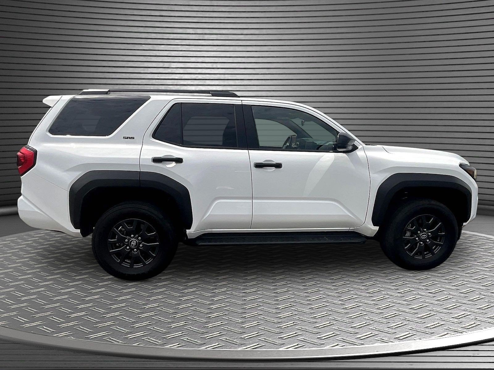 Used 2025 Toyota 4Runner SR5 AWD/4WD image 8