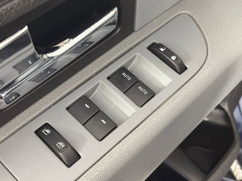 Used 2014 Ford F150 XLT w/ XLT Chrome Package AWD/4WD image 22