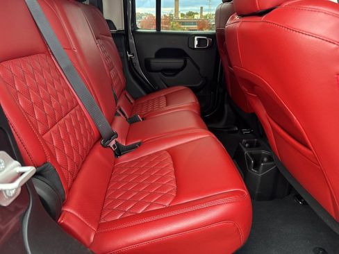 Used 2023 Jeep Gladiator Rubicon w/ LED Lighting Group image 34