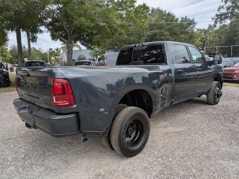 New 2026 RAM 3500 Big Horn AWD/4WD image 3