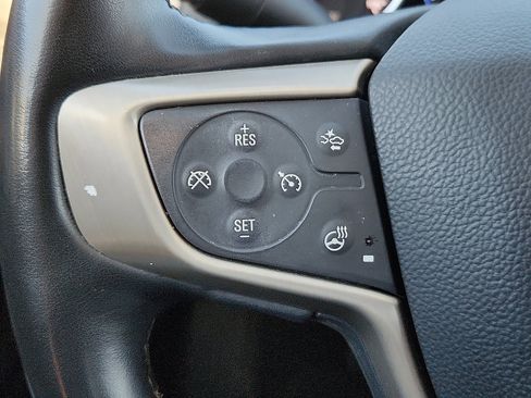 Used 2023 GMC Acadia Denali image 16