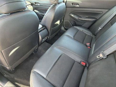 Used 2022 Nissan Altima 2.5 SR image 24