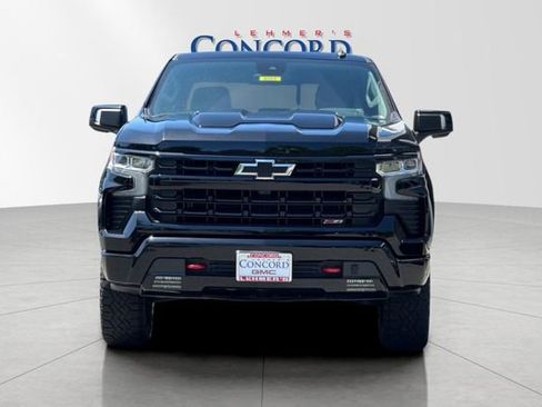 Used 2022 Chevrolet Silverado 1500 LT Trail Boss w/ Convenience Package II AWD/4WD image 9
