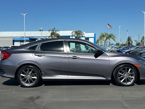 Used 2019 Honda Civic EX image 3