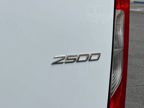 New 2025 Mercedes-Benz Sprinter 2500 image 21