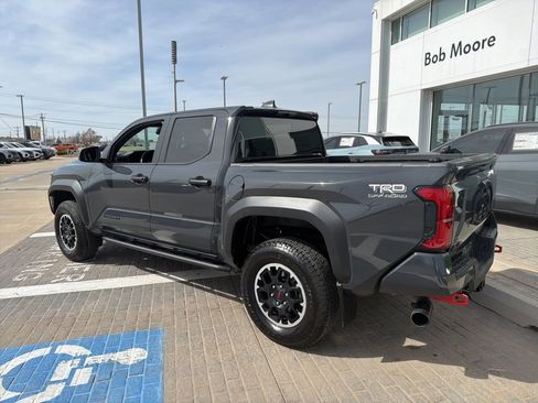 Used 2024 Toyota Tacoma TRD Off-Road image 7