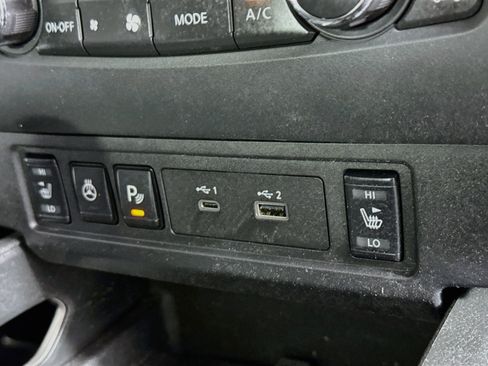 Used 2023 Nissan Frontier SV w/ SV Convenience Package AWD/4WD image 41