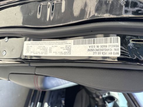 Used 2024 Dodge Durango GT AWD/4WD image 36