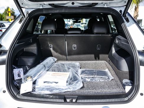 New 2026 Volkswagen Tiguan SE R-Line image 24